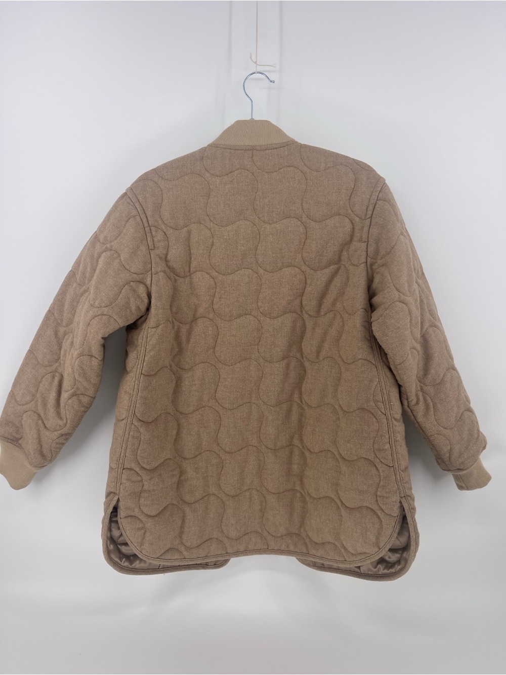 Madewell Quilted Bomber Jacket in Camel - Picture 8 of 15